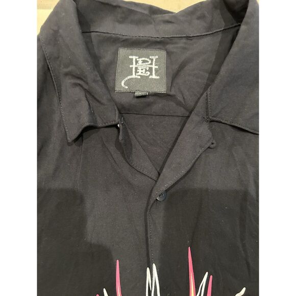 Ed Hardy Camp Shirt Mens Large Pink Flames Heart Rockabilly Button Up Camp Shirt - Picture 3 of 8